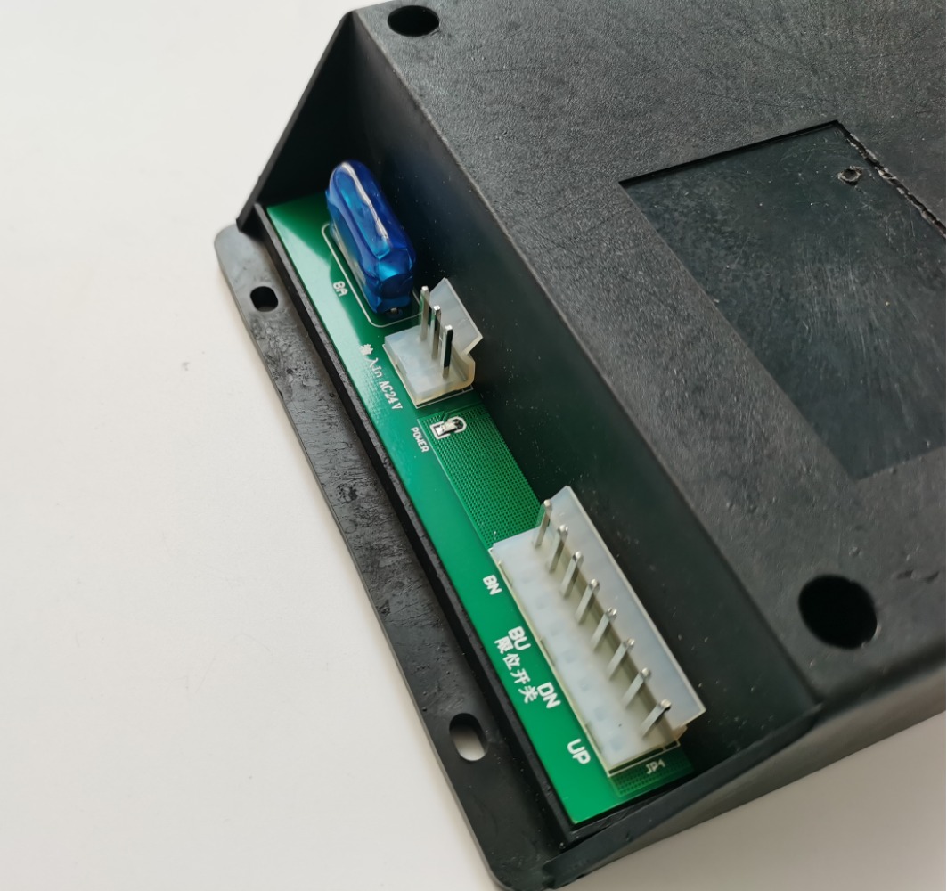 Dental Chair Control Box: Basi - Dental Chair Unit recension och pris